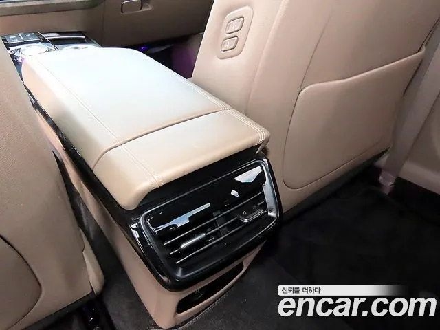 Kia K8 K8 Hybrid — Фото автомобиля 17
