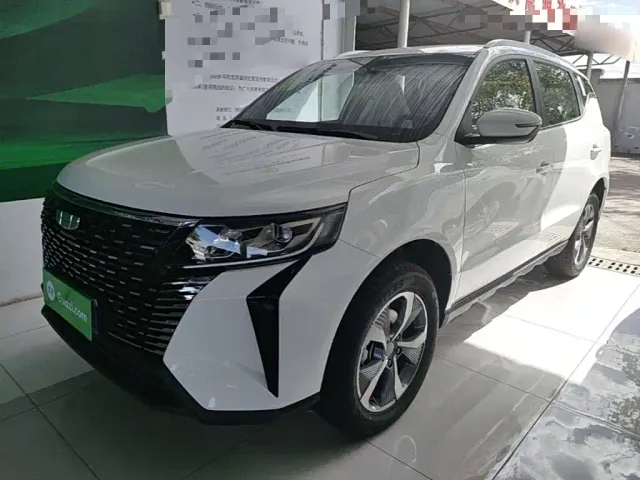 Фотография автомобиля — Geely Haoyue PRO