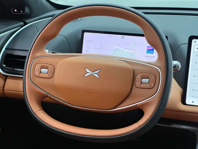 Xpeng G9 — Фото автомобиля 17