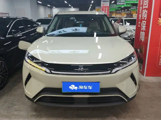 BYD Yuan UP — Фото автомобиля 2