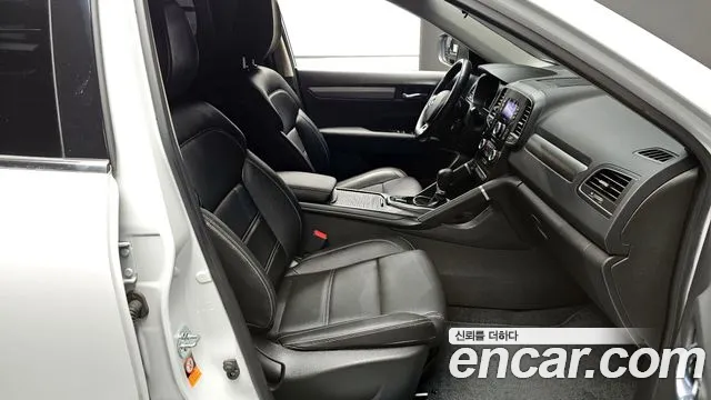 Renault-KoreaSamsung QM6 Новый QM6 Quest 2.0 LPe LE 2WD — Фото автомобиля 10