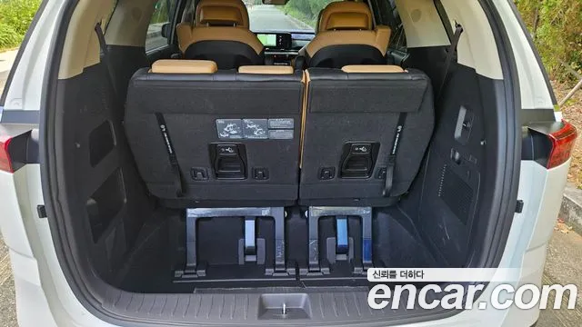 Kia Carnival 4th Gen — Фото автомобиля 13