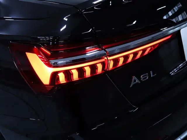 Audi A6L — Фото автомобиля 14