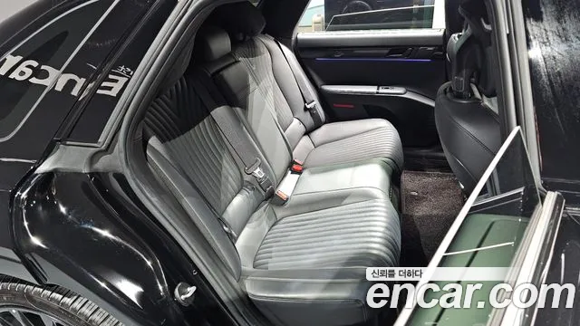 Hyundai Grandeur GN7 — Фото автомобиля 17