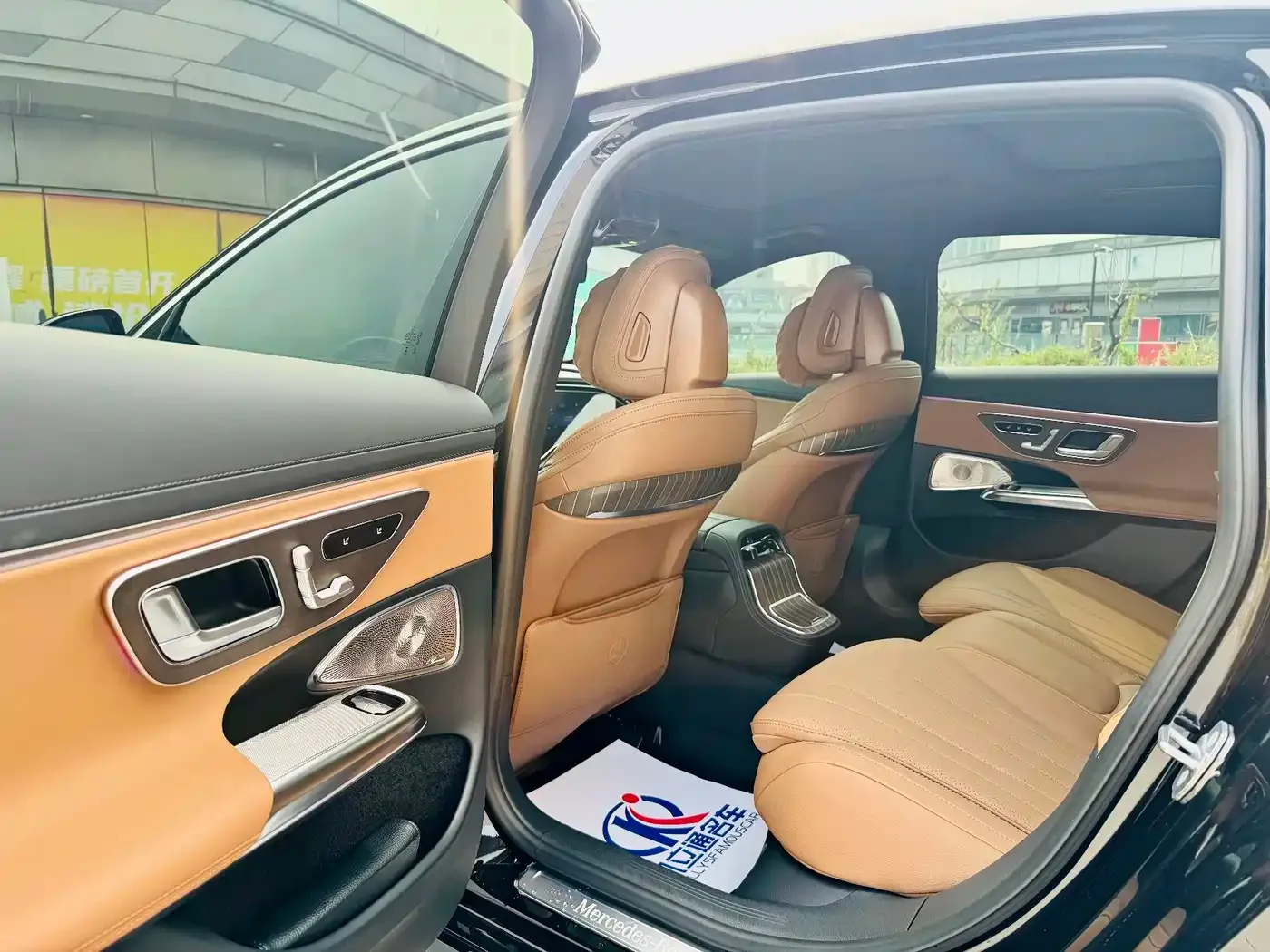 Mercedes-Benz Mercedes-Benz E-Class 2026 E 300 L Luxury — Фото автомобиля 11