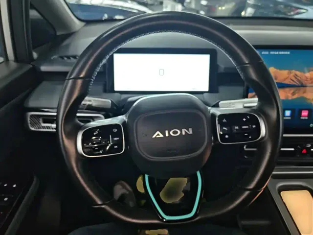 GAC Aion Y — Фото автомобиля 10