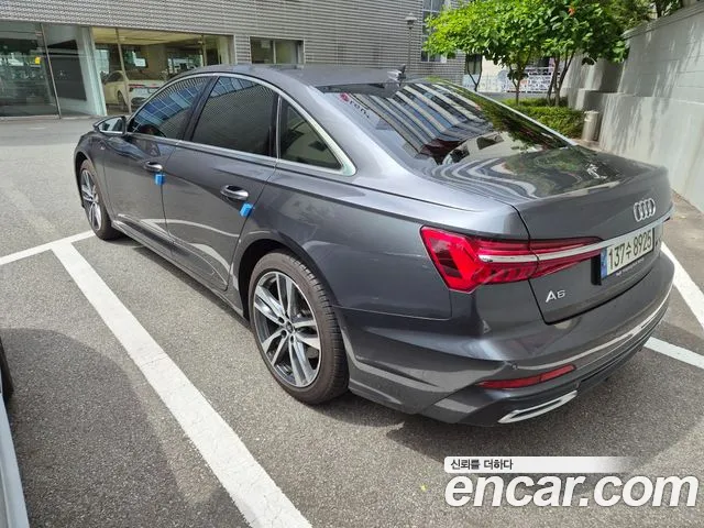 Audi A6 45 TFSI Premium — Фото автомобиля 17