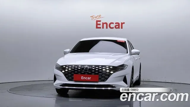 Hyundai Grandeur — Фото автомобиля 3