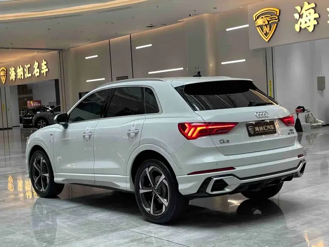 Audi Audi Q3 2024 35 TFSI Fashion Sport — Фото автомобиля 4