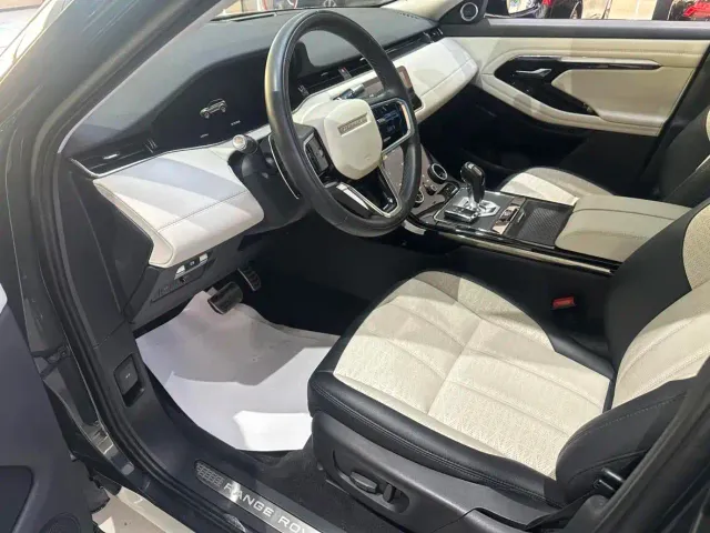 Land Rover Range Rover Evoque — Фото автомобиля 3