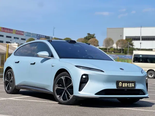 Nio ET5 Touring — Фото автомобиля 3