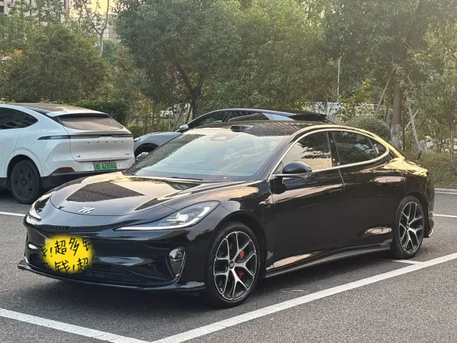 Фотография автомобиля — IM Motors L6