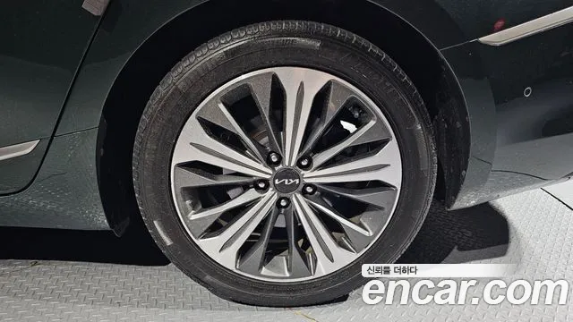 Kia K8 Signature — Фото автомобиля 18