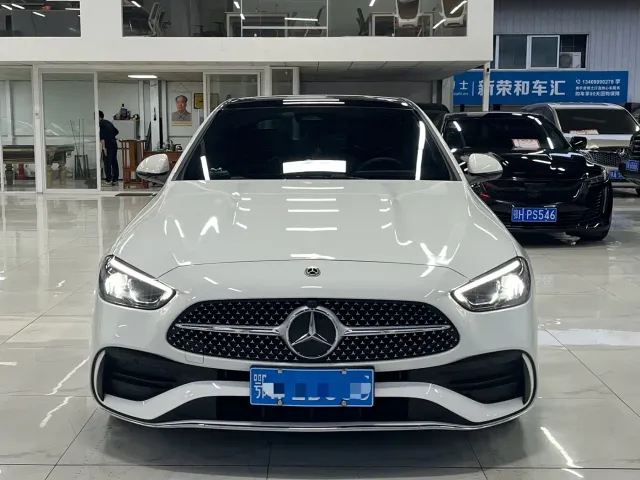 Mercedes-Benz C-Class — Фото автомобиля 2