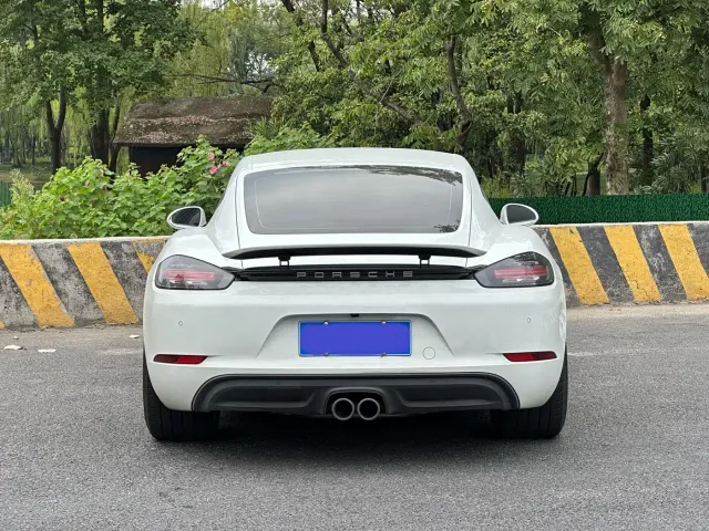 Porsche 718 — Фото автомобиля 6