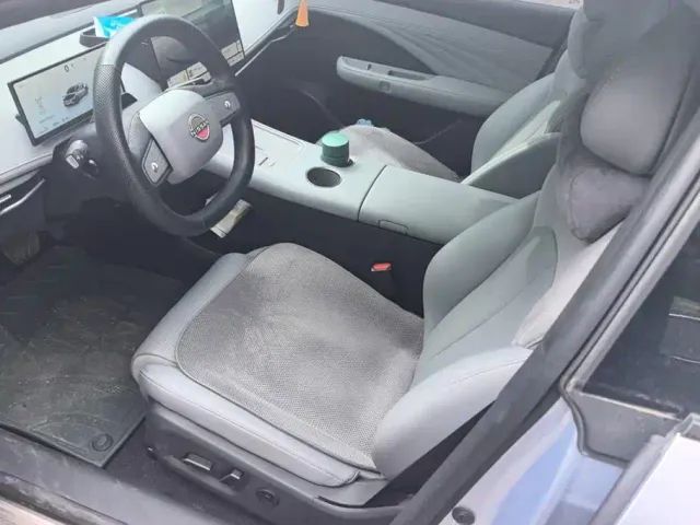 Nissan N7 — Фото автомобиля 9