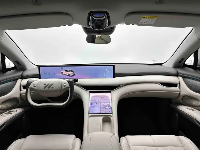 IM Motors LS6 — Фото автомобиля 9