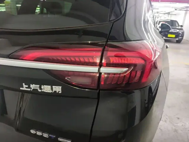 Buick Envision Plus — Фото автомобиля 7