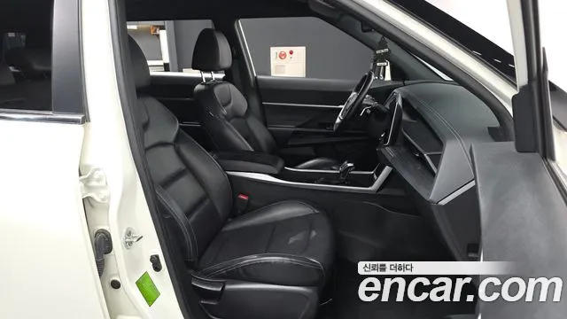 KG_Mobility_Ssangyong Torres Torres Бензин 1.5 2WD — Фото автомобиля 11