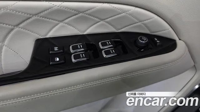 KG_Mobility_Ssangyong Rexton Rexton Arena Дизель 2.2 4WD — Фото автомобиля 20