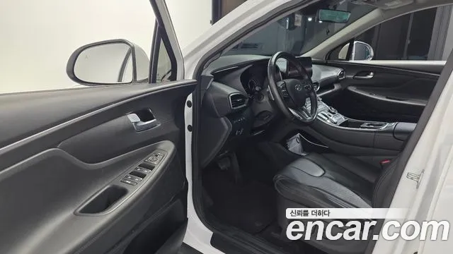 Hyundai Santafe Новый Santa Fe — Фото автомобиля 3
