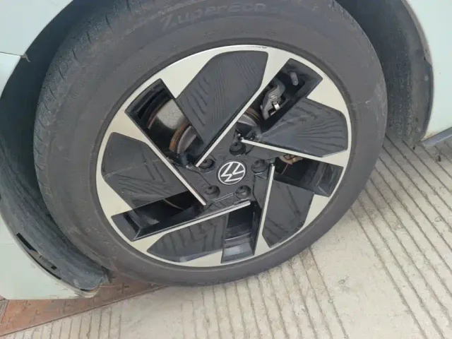 Volkswagen ID.3 — Фото автомобиля 22