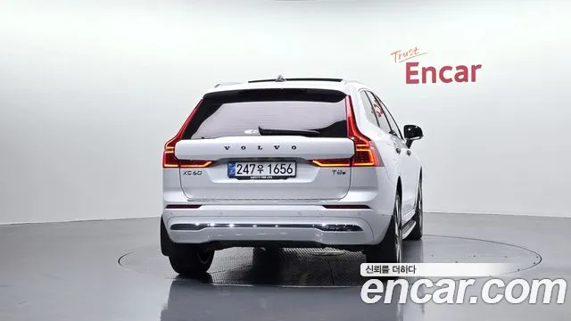 Volvo XC60 2nd Gen — Фото автомобиля 4