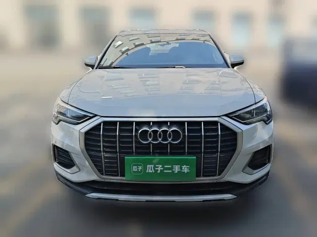 Audi Q3 — Фото автомобиля 3