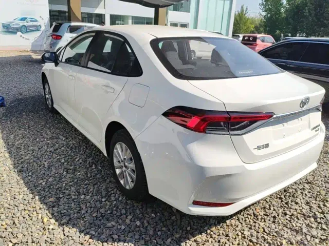 Toyota Corolla — Фото автомобиля 4