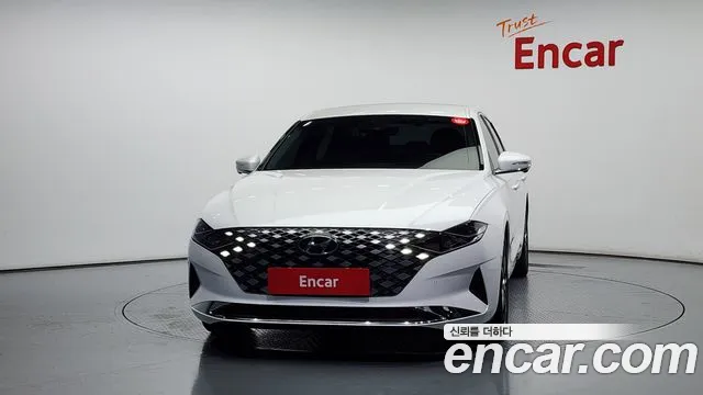 Hyundai Grandeur Новый Grandeur IG — Фото автомобиля 3