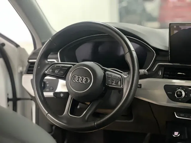 Audi A4L — Фото автомобиля 12