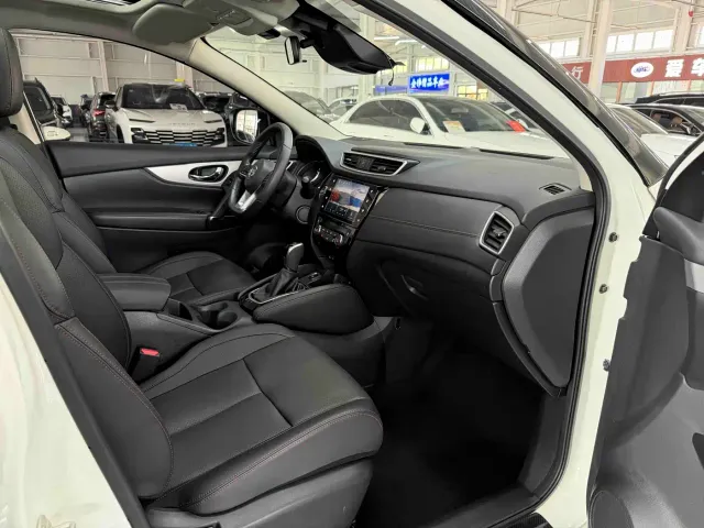 Nissan Qashqai — Фото автомобиля 17