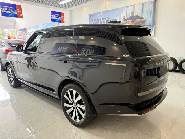 Land Rover Range Rover — Фото автомобиля 4