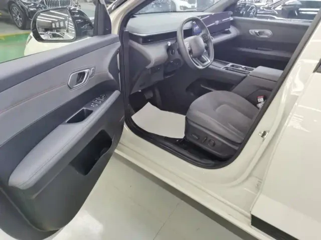 Hyundai ELEXIO — Фото автомобиля 15
