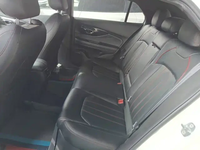 GAC Trumpchi Emkoo — Фото автомобиля 16
