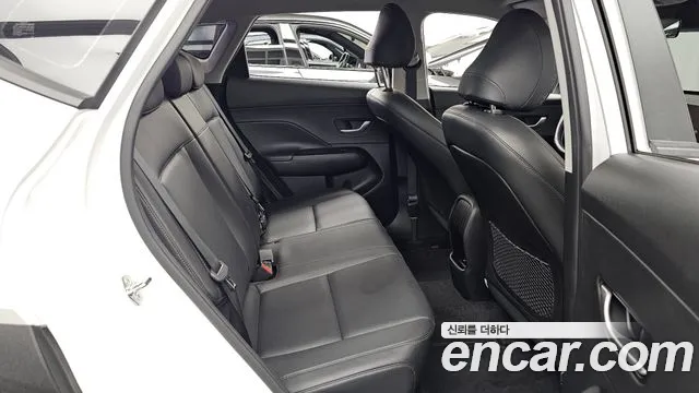 Hyundai Kona — Фото автомобиля 12