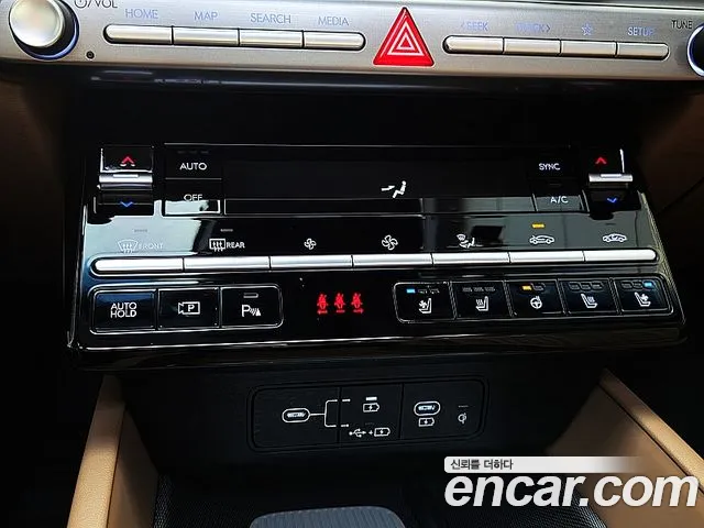 Hyundai Grandeur GN7 — Фото автомобиля 13