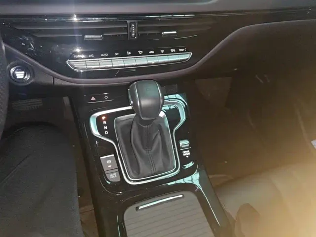 GAC Trumpchi M6 — Фото автомобиля 13