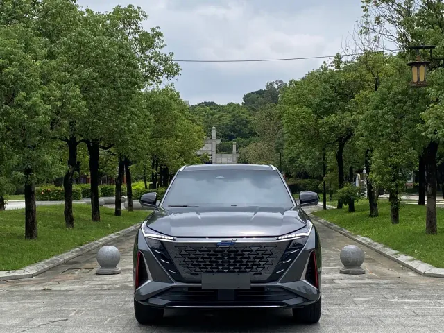 Changan Z6 — Фото автомобиля 2