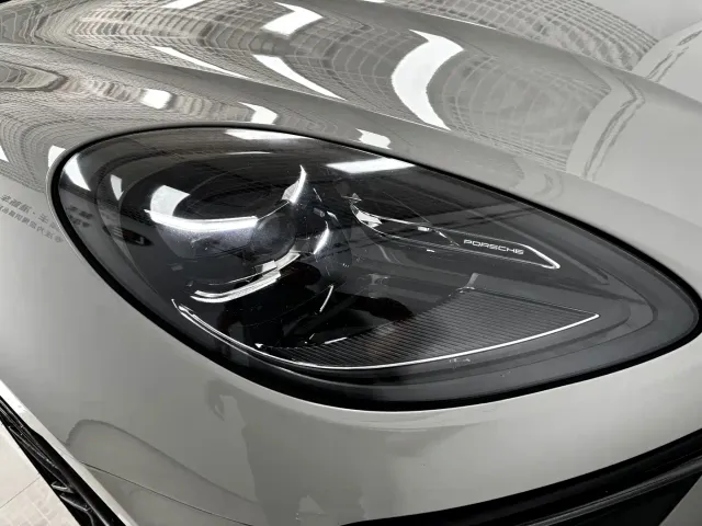 Porsche Macan — Фото автомобиля 8