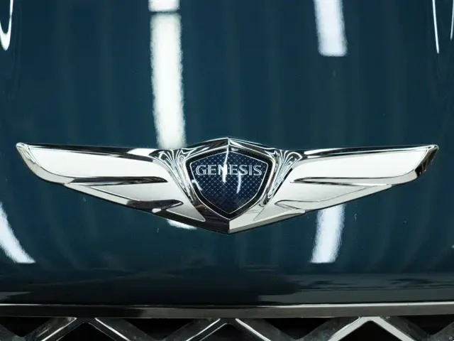Genesis G80 — Фото автомобиля 13