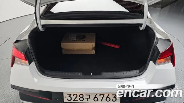Hyundai Avante CN7 — Фото автомобиля 28