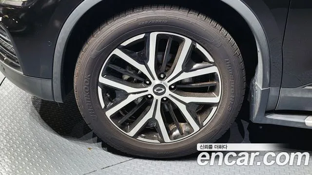 Renault-KoreaSamsung QM6 Новый QM6 2.0 LPe RE Signature 2WD — Фото автомобиля 5
