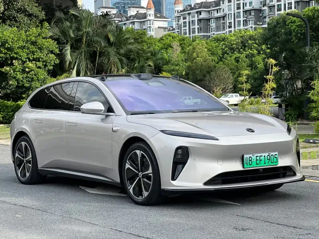 Nio ET5 Touring — Фото автомобиля 3