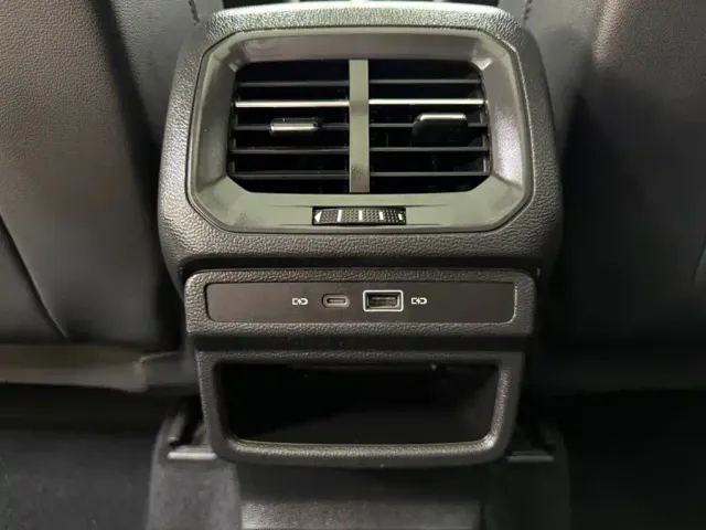 Volkswagen Tharu — Фото автомобиля 23
