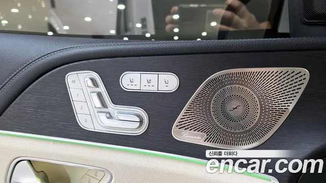 Mercedes-Benz GLE-Class — Фото автомобиля 16