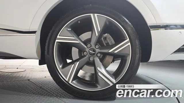 Genesis GV80 — Фото автомобиля 6