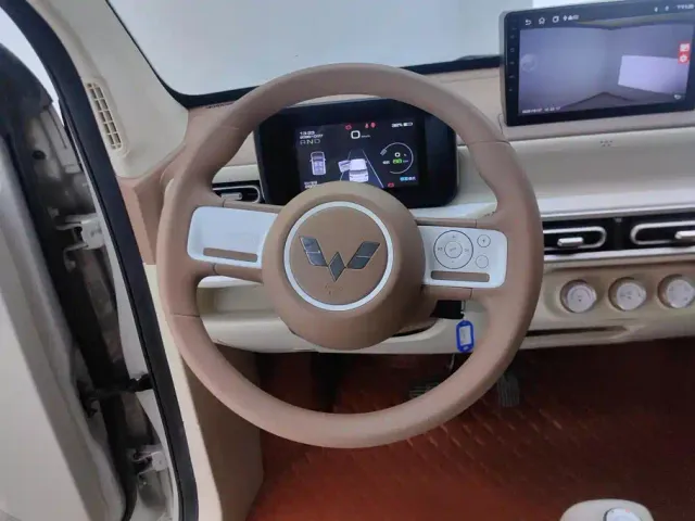 Wuling Hongguang Mini EV — Фото автомобиля 15