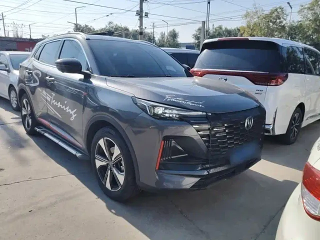 Changan CS55 Plus — Фото автомобиля 3