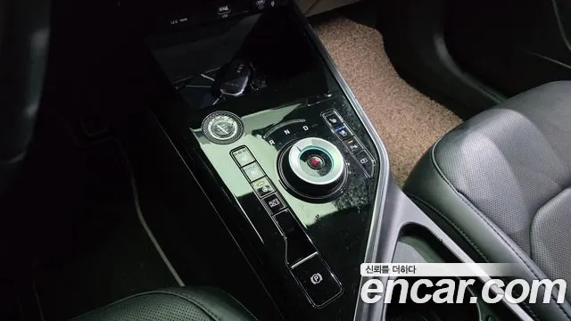 Kia Niro The All New Niro Signature — Фото автомобиля 9
